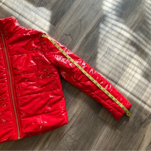 VINTAGE VIBRANT CHERRY RED PUFFER JACKET COAT - Picture 16 of 16